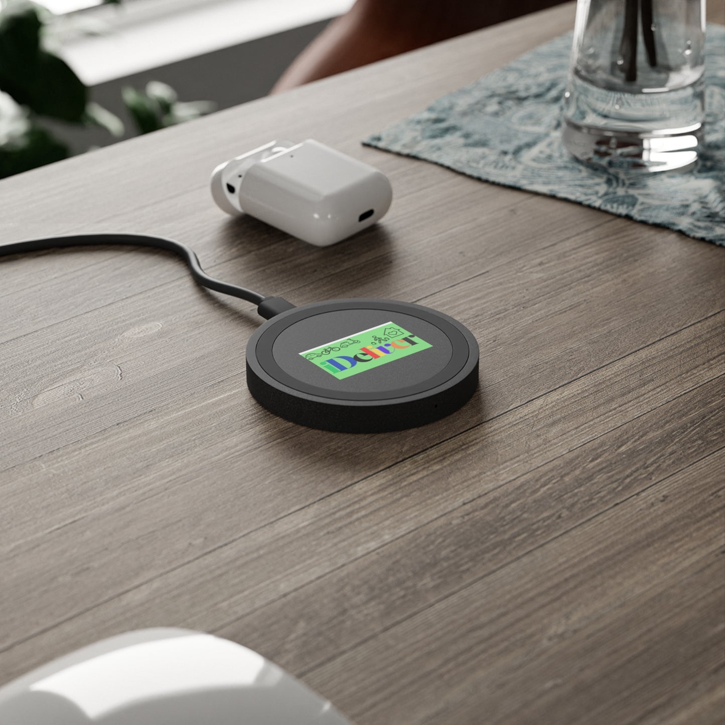 iDeliver Wireless Charging Pad - Stylish and Eco-Friendly Charger for Home & Office